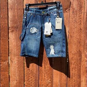 Akdmks Graffiti Bermuda Shorts